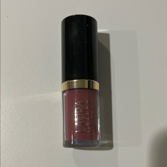 Bundle- Hollister Ultra High-rise Baggy Jeans and Laura Geller lip oil - Picture 10 of 10